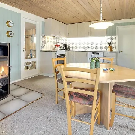 Yardila - 1-5km From The Sea In Western Jutland By Interhome *