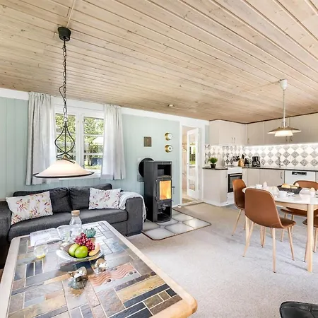 Yardila - 1-5km From The Sea By Interhome *