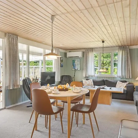 Yardila - 1-5km From The Sea By Interhome 펜션