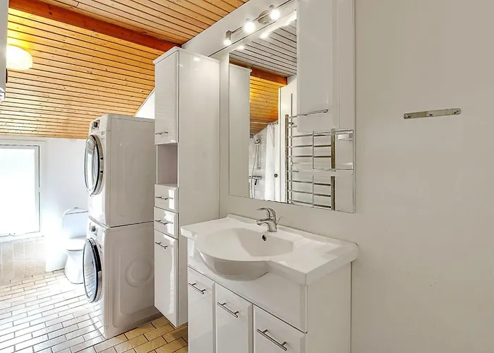 Holiday home Yardila - 1-5km From The Sea By Interhome